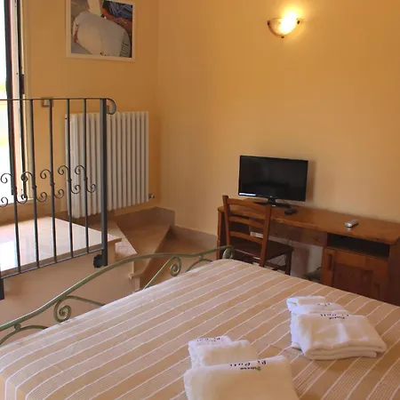 Masseria Li Cuti Dimora Nel Bed & Breakfast *